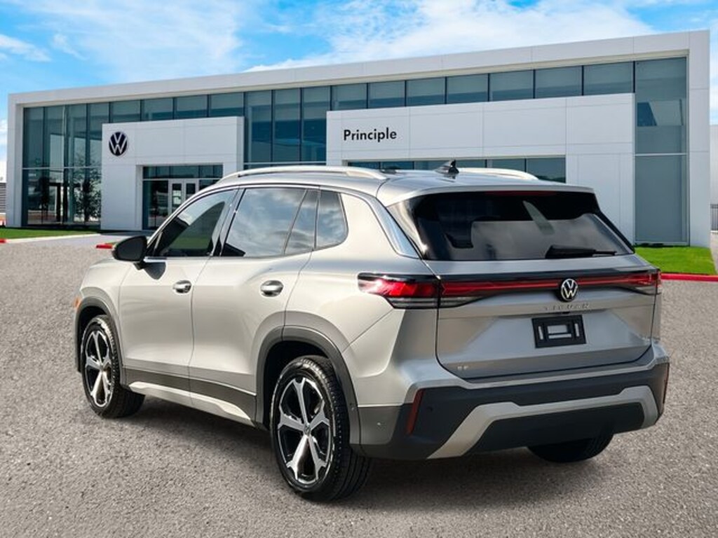 New 2026 Volkswagen Tiguan 2.0T SE SUV