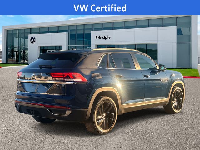 2022 Volkswagen Atlas Cross Sport V6 SE Technology photo 3