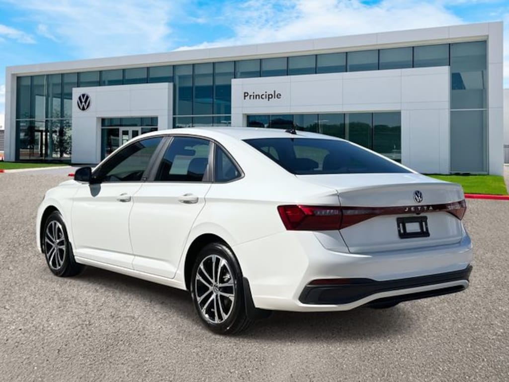 New 2025 Volkswagen Jetta 1.5T Sport Sedan