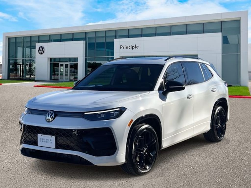 New 2026 Volkswagen Tiguan 2.0T SE R-Line Black SUV