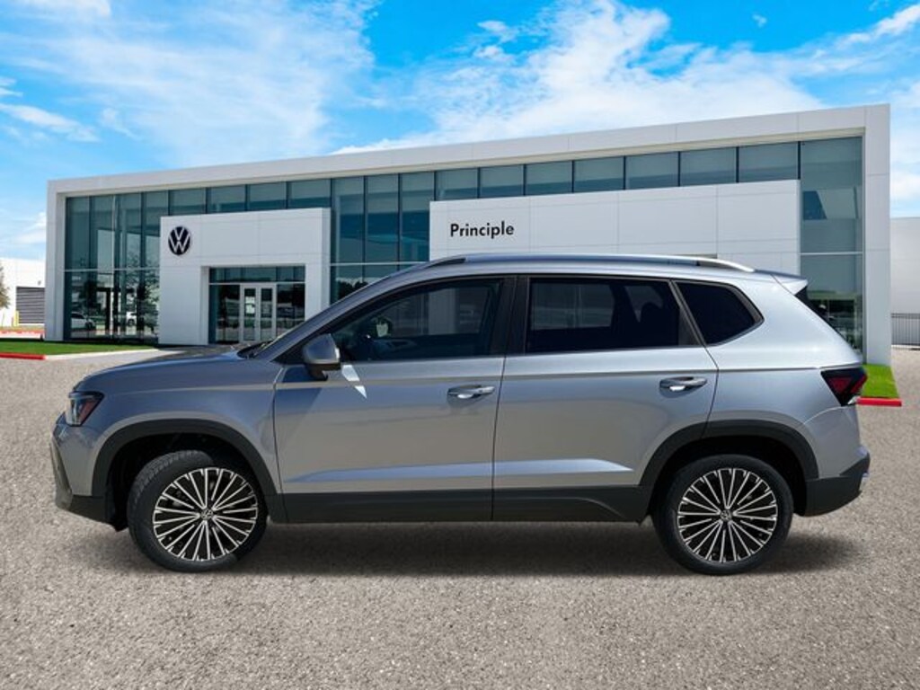 New 2025 Volkswagen Taos 1.5T SE SUV