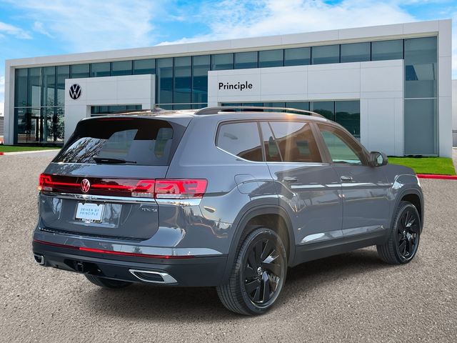 2026 Volkswagen Atlas SE Technology photo 3
