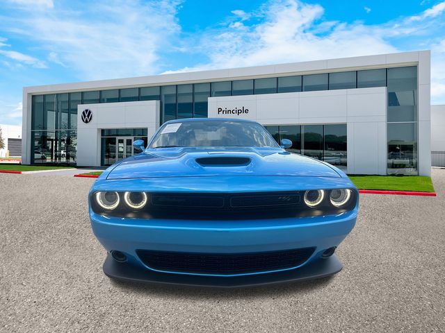 Used 2023 Dodge Challenger R/T with VIN 2C3CDZBT2PH693743 for sale in Grapevine, TX