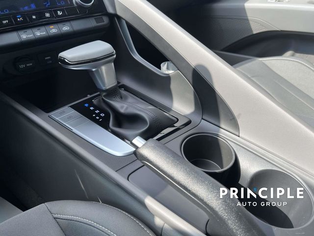 2025 Hyundai Elantra SEL - Photo 22