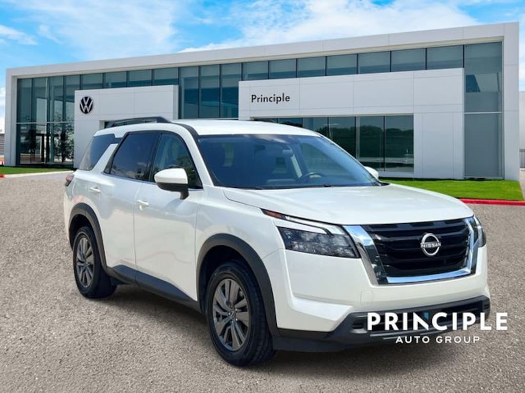 Used 2024 Nissan Pathfinder SV SUV