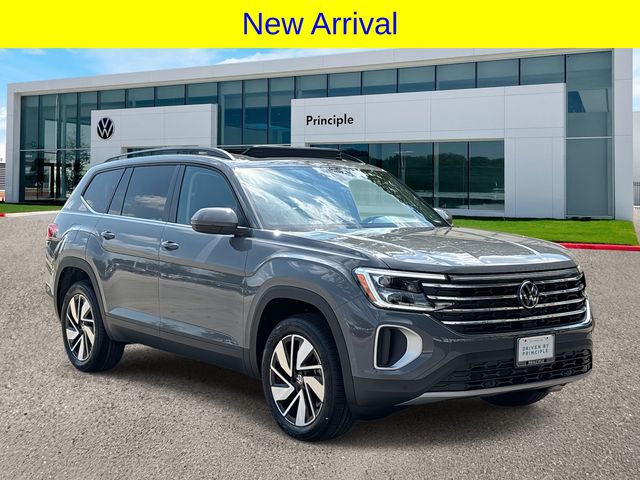 2026 Volkswagen Atlas SE Technology photo 2