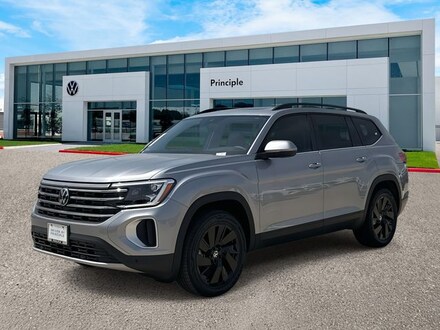 2025 Volkswagen Atlas 2.0T SE w/Technology SUV