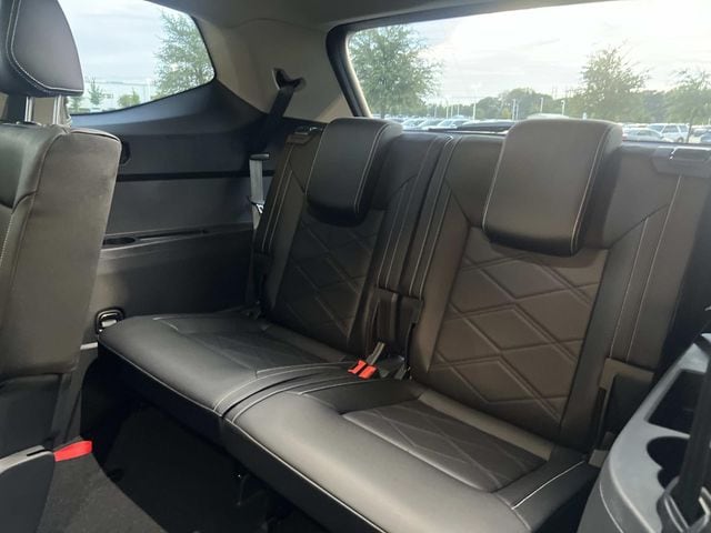 2026 Volkswagen Atlas SE w/Tech - Photo 23