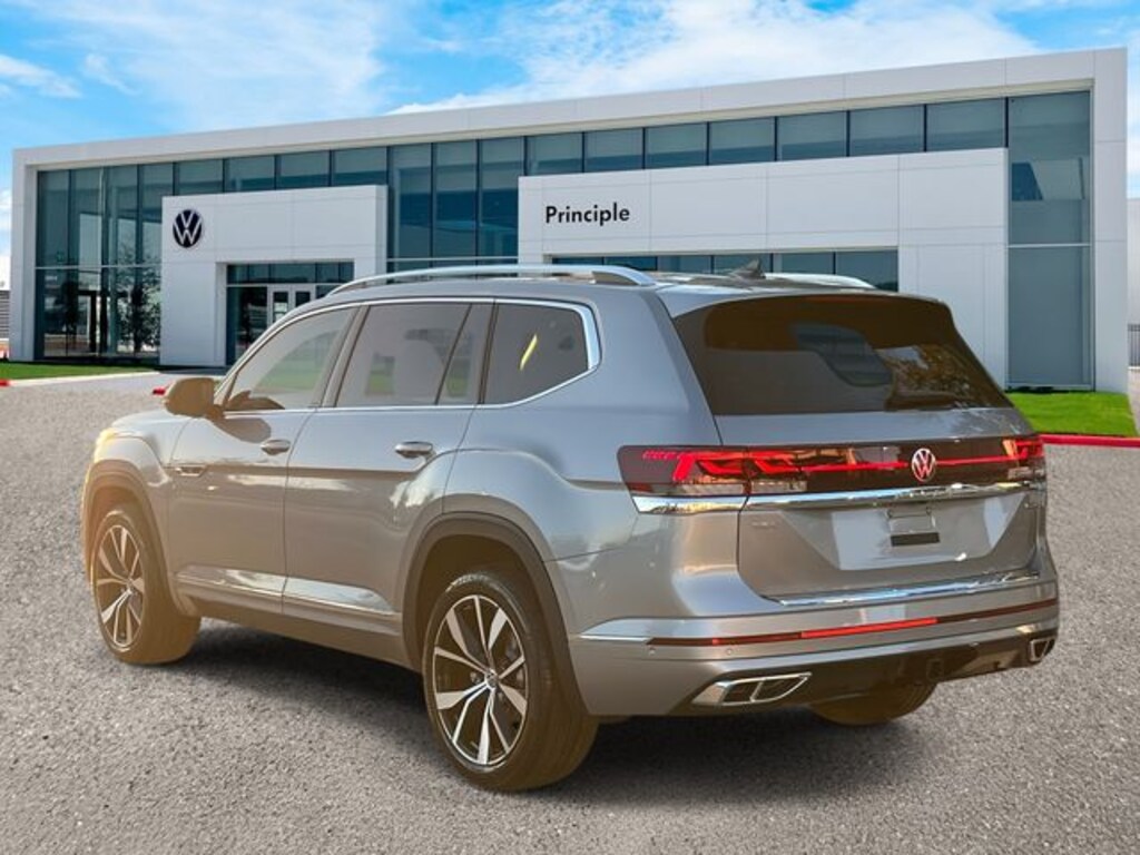 New 2026 Volkswagen Atlas 2.0T SEL Premium R-Line SUV