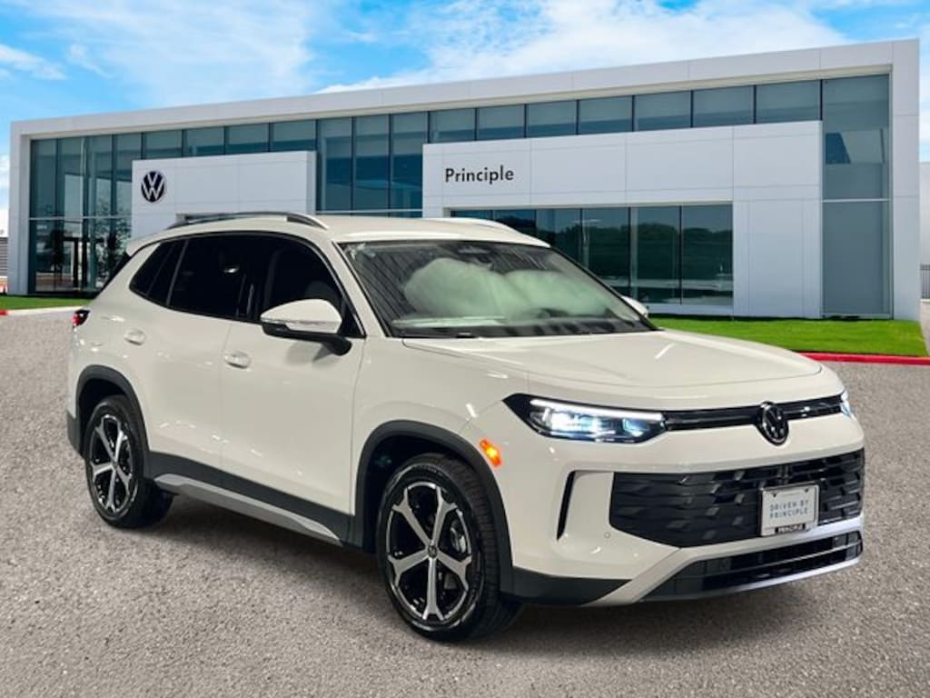 New 2026 Volkswagen Tiguan SE SUV