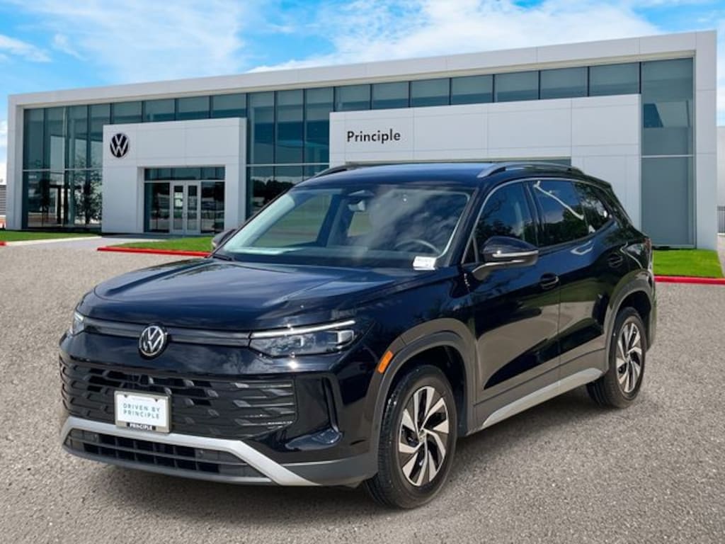 New 2026 Volkswagen Tiguan 2.0T S SUV