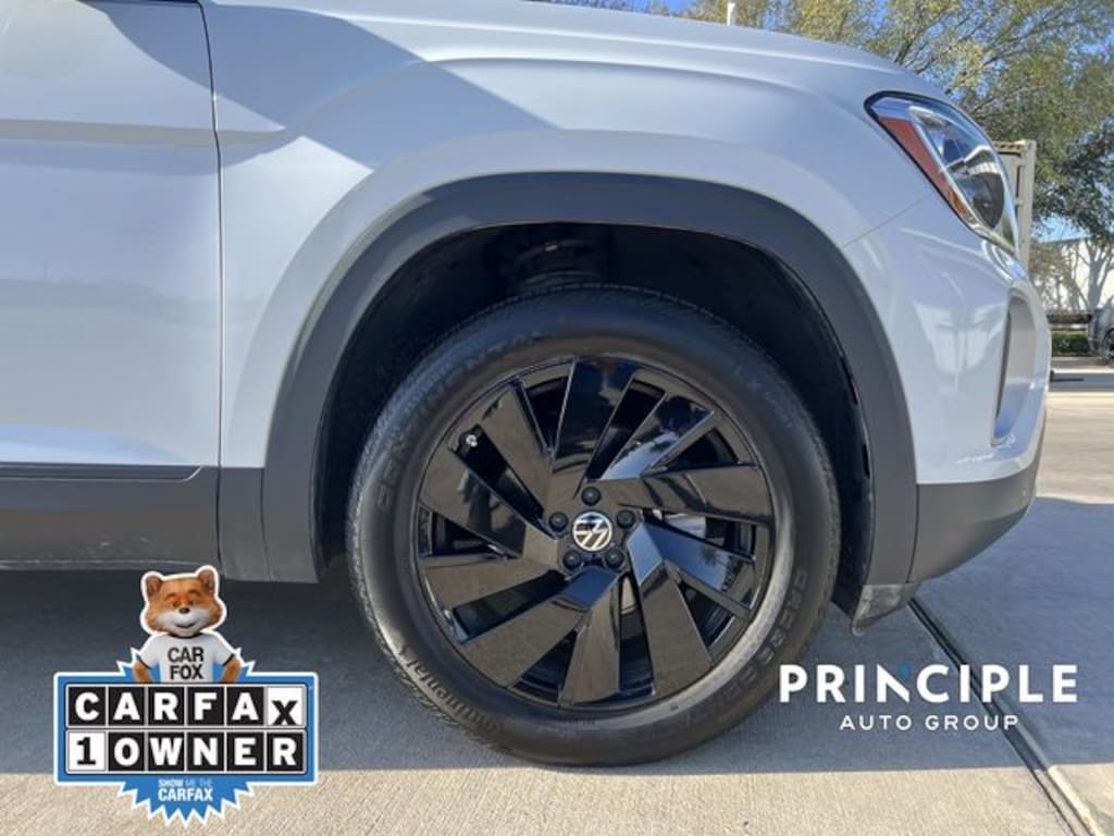 Certified 2024 Volkswagen Atlas 2.0T SE w/Technology SUV