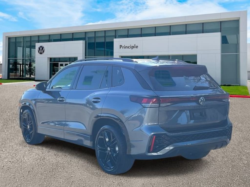 New 2026 Volkswagen Tiguan 2.0T SE R-Line Black SUV