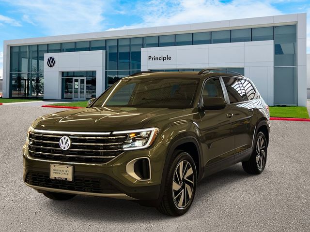New 2026 Volkswagen Atlas SE w/Technology
