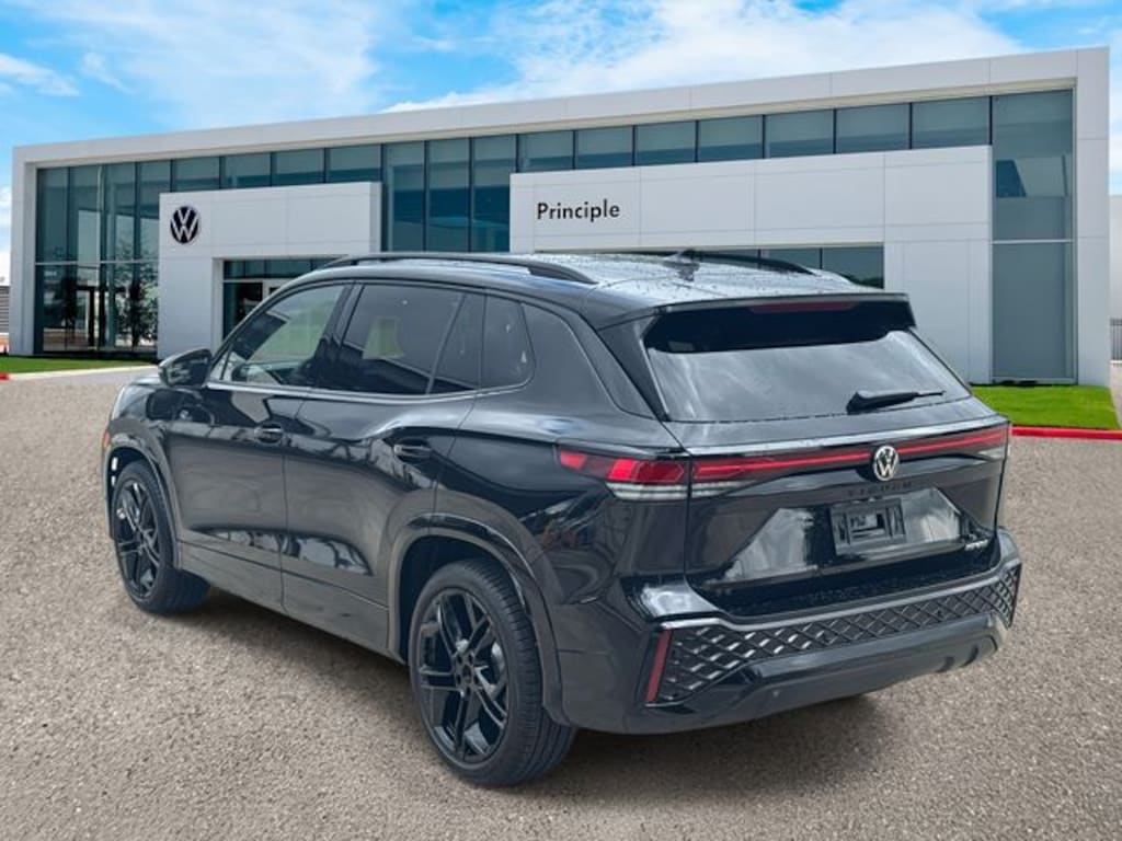 New 2025 Volkswagen Tiguan 2.0T SE R-Line Black SUV