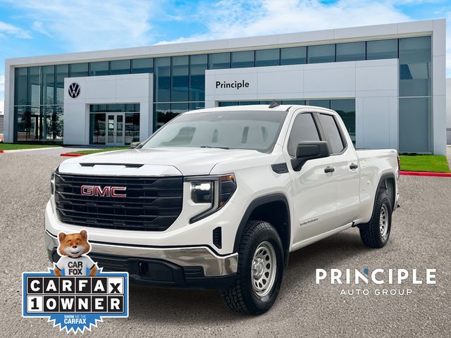 2022 GMC Sierra 1500 Pro's photo