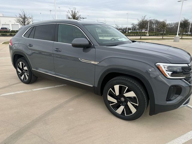 2025 Volkswagen Atlas Cross Sport SEL photo 4