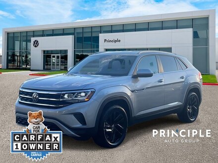 2023 Volkswagen Atlas Cross Sport 2.0T SE w/Technology SUV