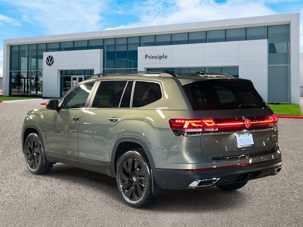 New 2026 Volkswagen Atlas 2.0T SE w/Technology SUV