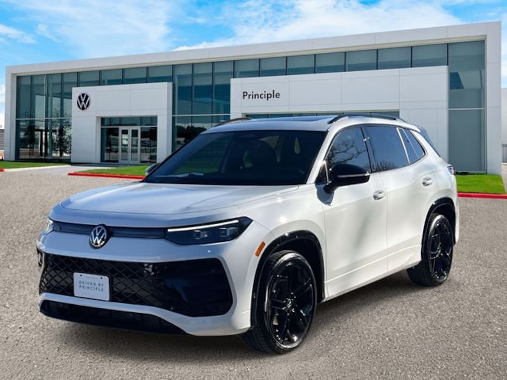 New 2026 Volkswagen Tiguan 2.0T SE R-Line Black SUV