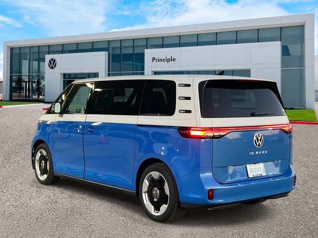 2025 Volkswagen ID. Buzz Pro Plus photo 3