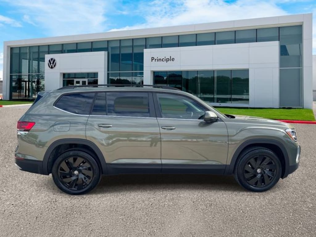 New 2026 Volkswagen Atlas 2.0T SE w/Technology SUV
