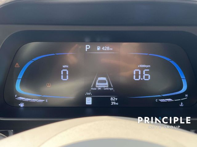2025 Hyundai Elantra SEL - Photo 18