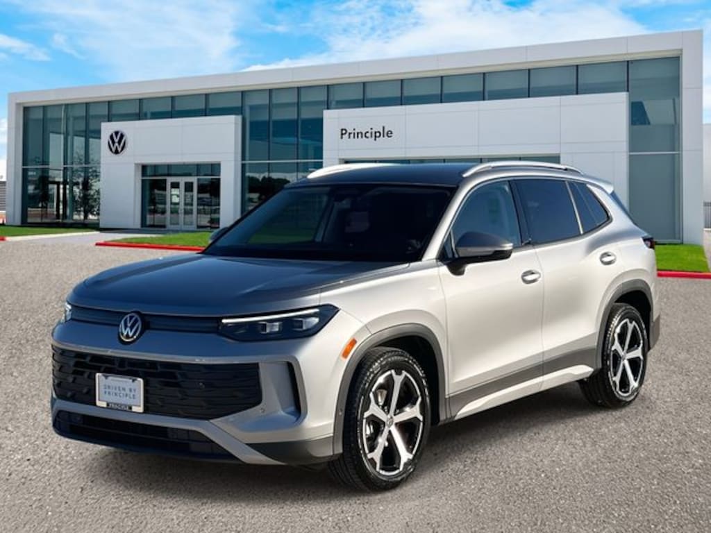 New 2026 Volkswagen Tiguan 2.0T SE SUV