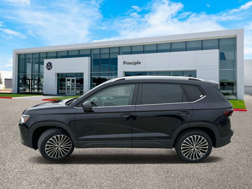 New 2025 Volkswagen Taos 1.5T SE SUV