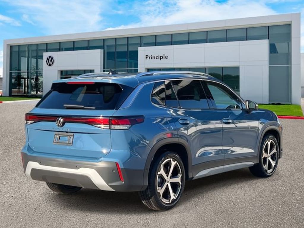 New 2025 Volkswagen Tiguan 2.0T SE SUV