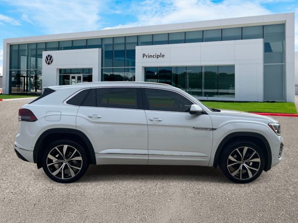New 2026 Volkswagen Atlas Cross Sport 2.0T SEL Premium R-Line SUV
