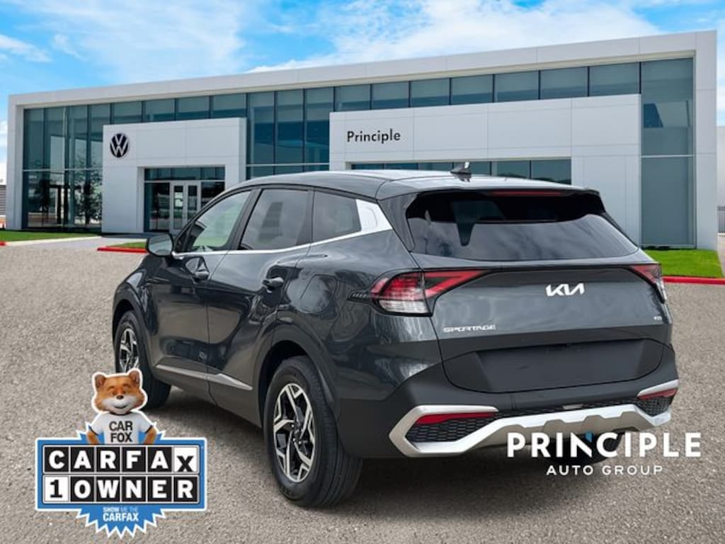 Used 2024 Kia Sportage LX SUV