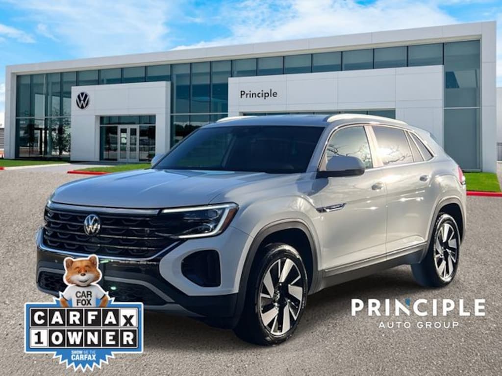 Used 2025 Volkswagen Atlas Cross Sport 2.0T SE w/Technology SUV