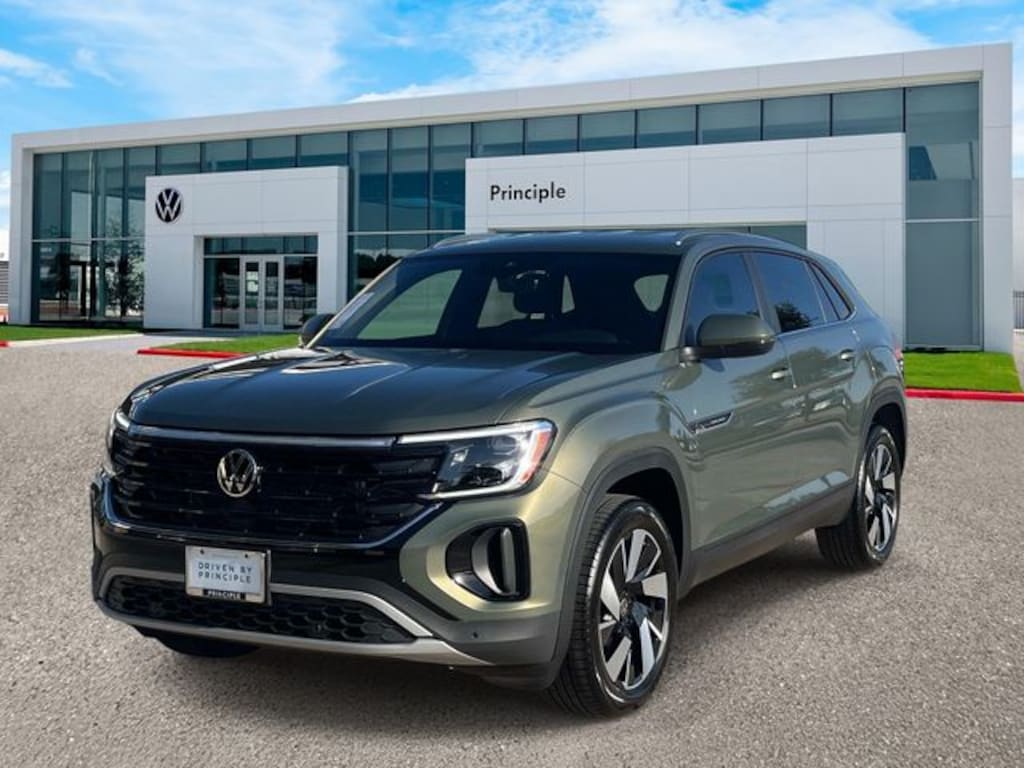 New 2026 Volkswagen Atlas Cross Sport 2.0T SE w/Technology SUV