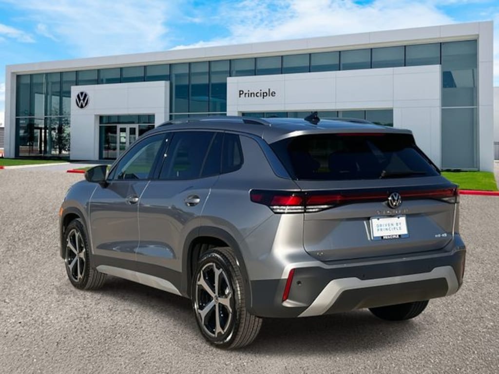 New 2026 Volkswagen Tiguan 2.0T SE SUV