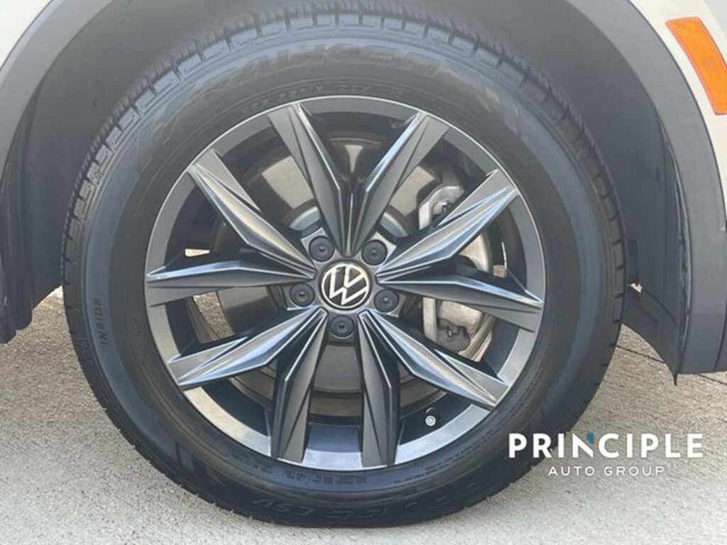 Used 2023 Volkswagen Tiguan 2.0T SE SUV