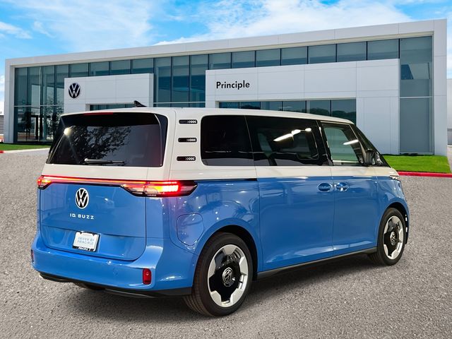 2025 Volkswagen ID. Buzz Pro Plus photo 2