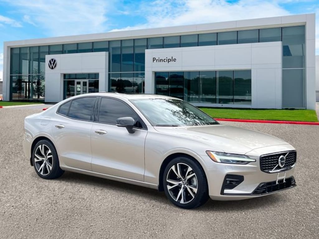 Used 2024 Volvo S60 B5 Core Dark Sedan