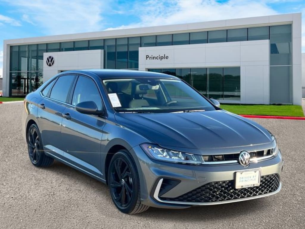 New 2026 Volkswagen Jetta 1.5T SE Sedan