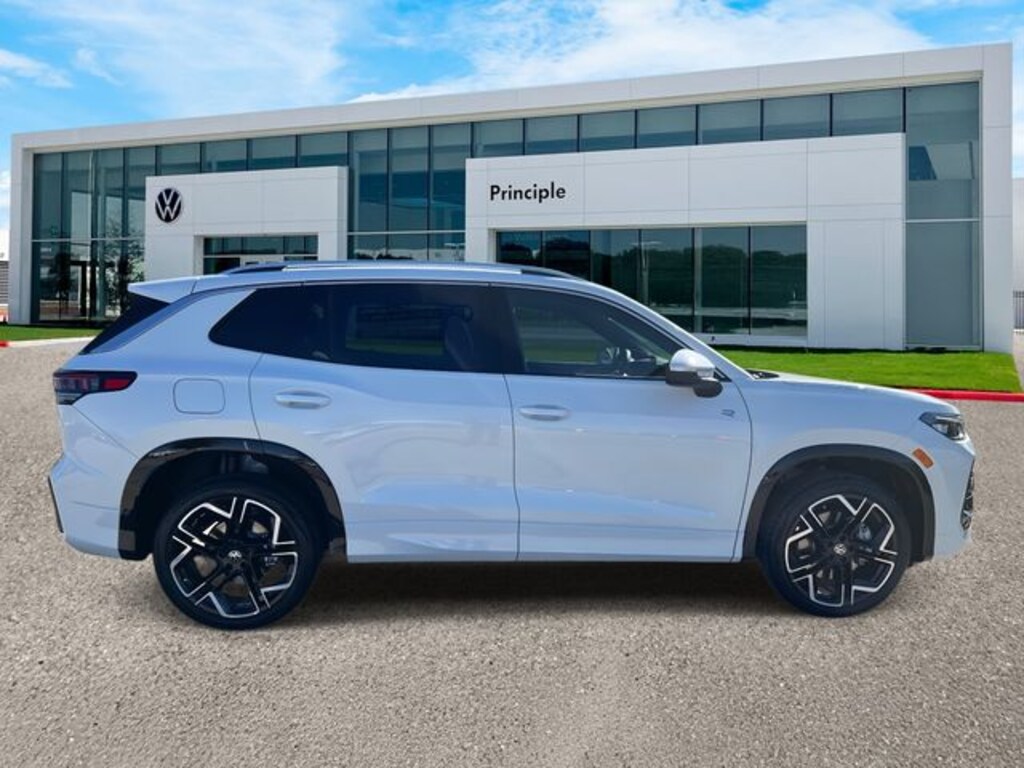 New 2026 Volkswagen Tiguan 2.0T SEL R-Line Turbo SUV