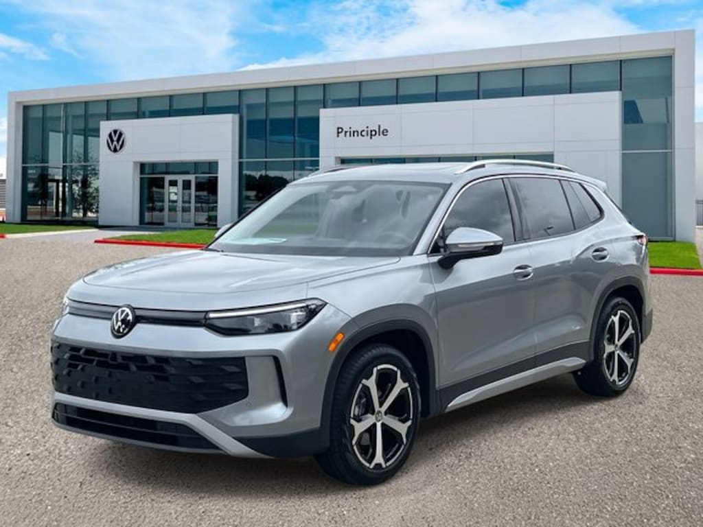 New 2026 Volkswagen Tiguan 2.0T SE SUV