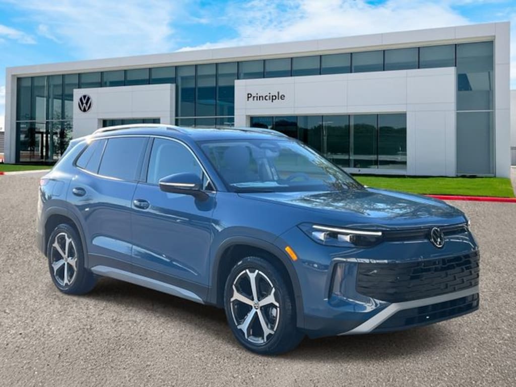 New 2025 Volkswagen Tiguan 2.0T SE SUV