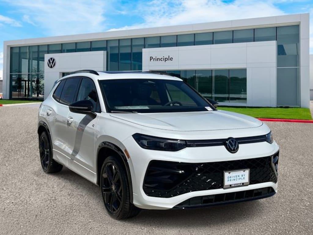 New 2026 Volkswagen Tiguan SE R-Line Black SUV