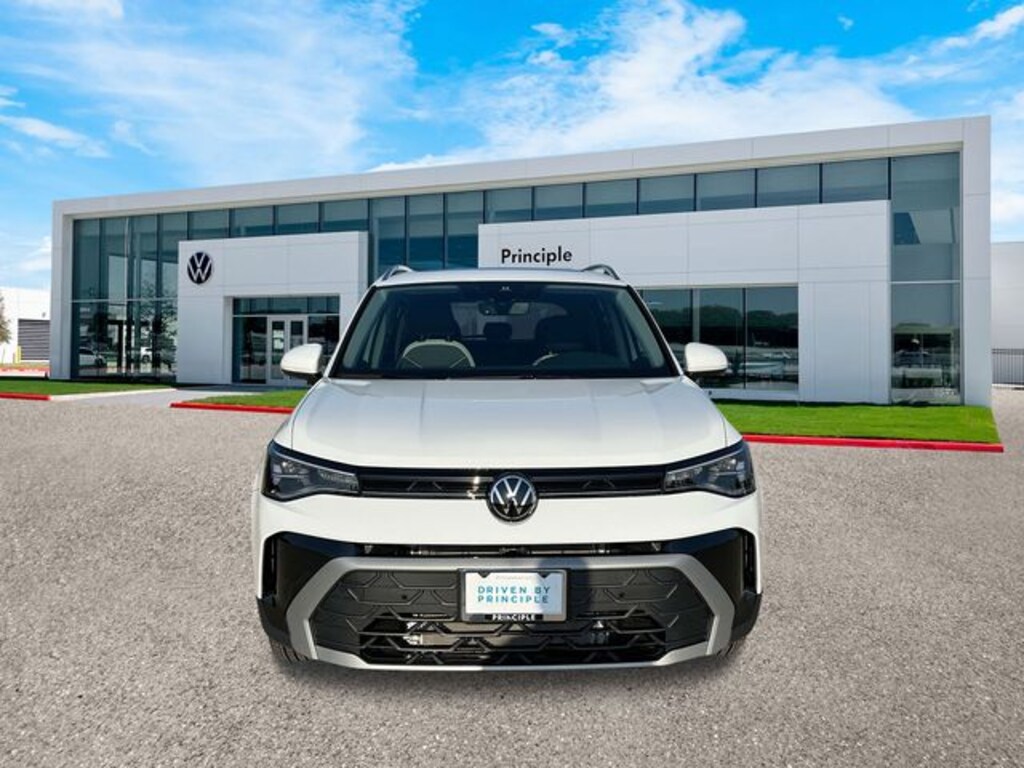 New 2025 Volkswagen Taos 1.5T SE SUV