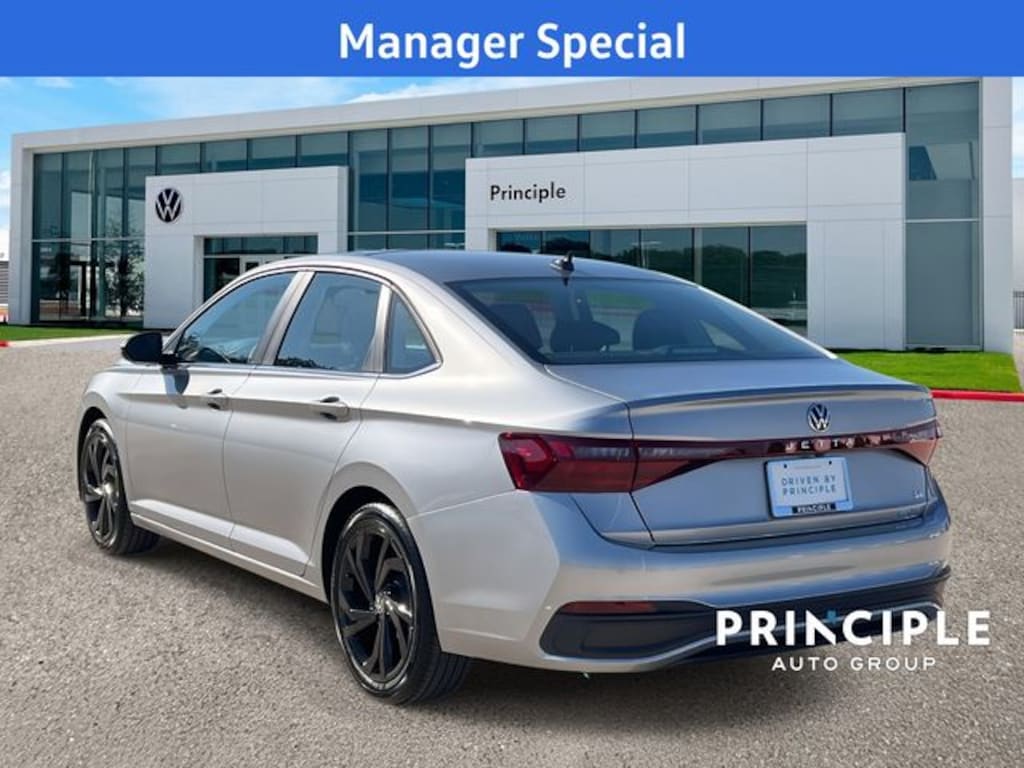 New 2026 Volkswagen Jetta 1.5T SE Sedan
