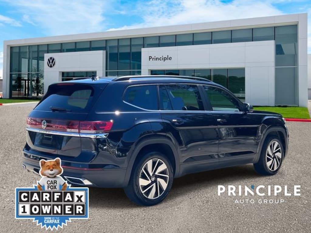 Used 2024 Volkswagen Atlas 2.0T SE w/Technology SUV