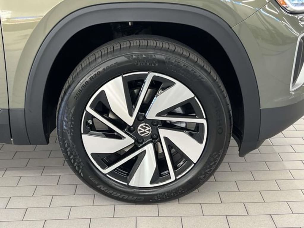 New 2026 Volkswagen Atlas 2.0T SE w/Technology SUV