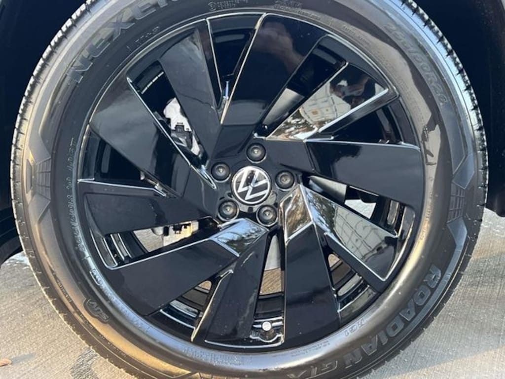 New 2026 Volkswagen Atlas 2.0T SE w/Technology SUV