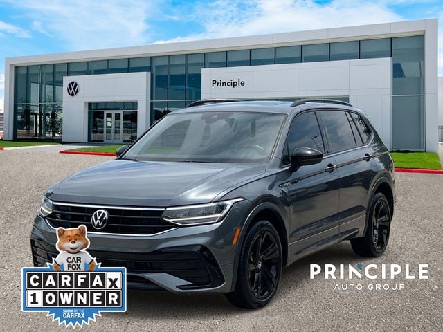 2023 Volkswagen Tiguan 2.0T SE R-Line Black's photo