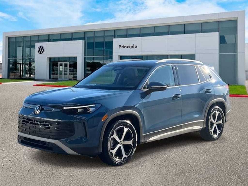 New 2025 Volkswagen Tiguan 2.0T SE SUV